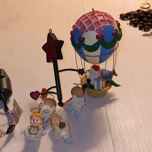 ORNAMOTION ORNAMENTS AND SPINNERS